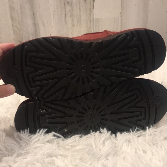 Womens Classic Unlined Mini Red UGG boots Size 7 - Picture 3 of 5